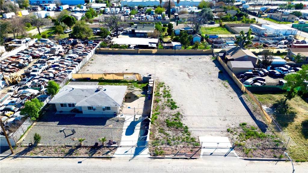 771 San Jacinto - Photo 1