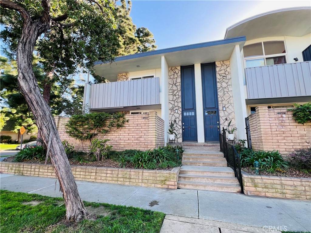 4745 La Villa Marina - Photo 1
