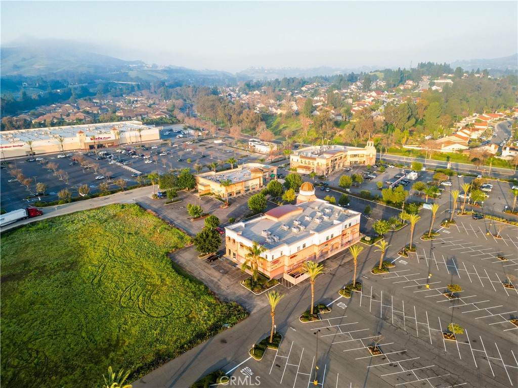 https://bt-photos.global.ssl.fastly.net/socal/orig_boomver_1_414486252-2.jpg