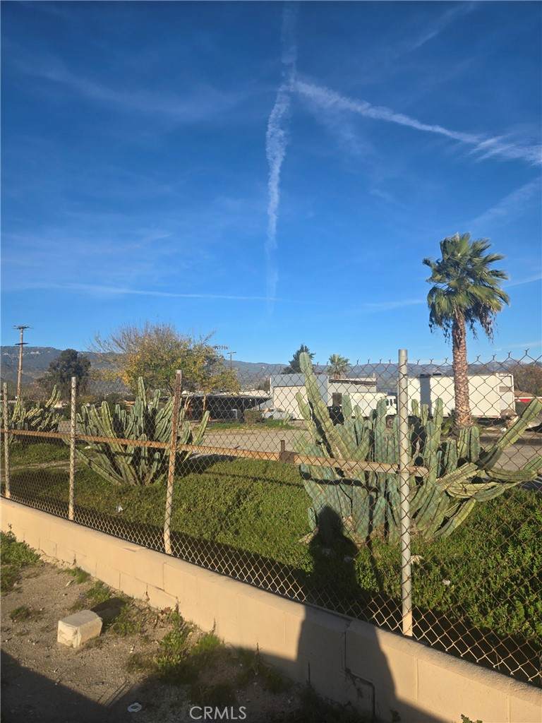 https://bt-photos.global.ssl.fastly.net/socal/orig_boomver_1_414521153-2.jpg