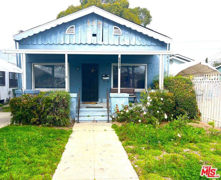 1765 37th Place - Photo 1