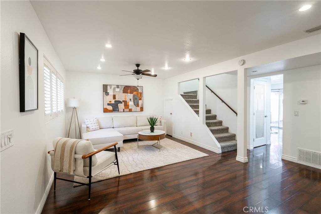 231 Green Lea - Photo 1