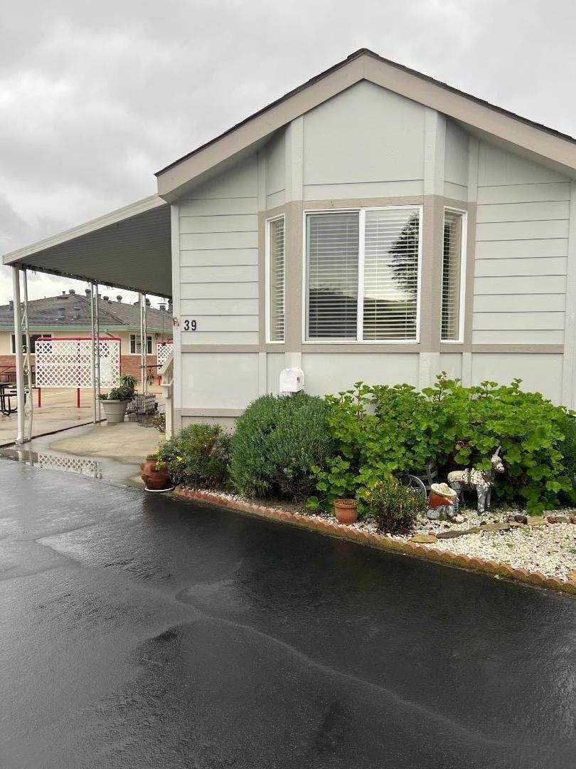 356 Reservation Road - Photo 1