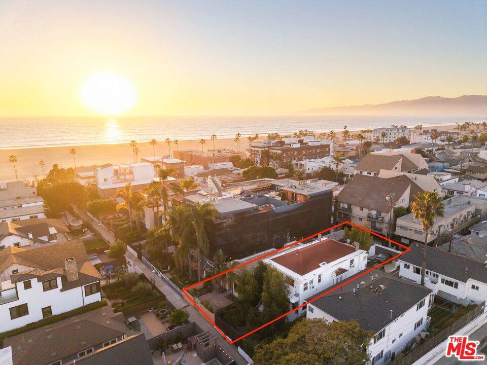 51 Sunset Avenue - Photo 1