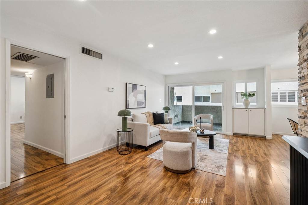 125 Sierra Madre - Photo 1