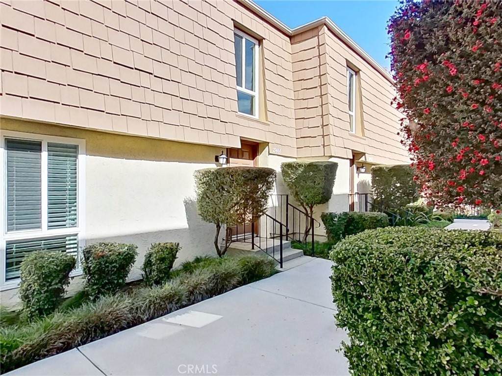 27464 Country Glen - Photo 1