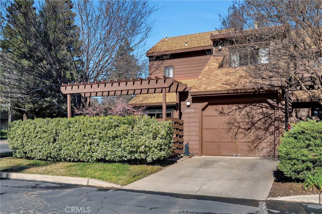 2500 Shooting Star Way - Photo 1