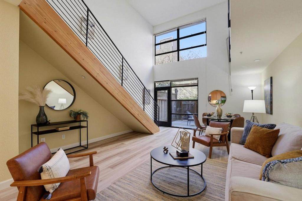 400 1st Street - Photo 1