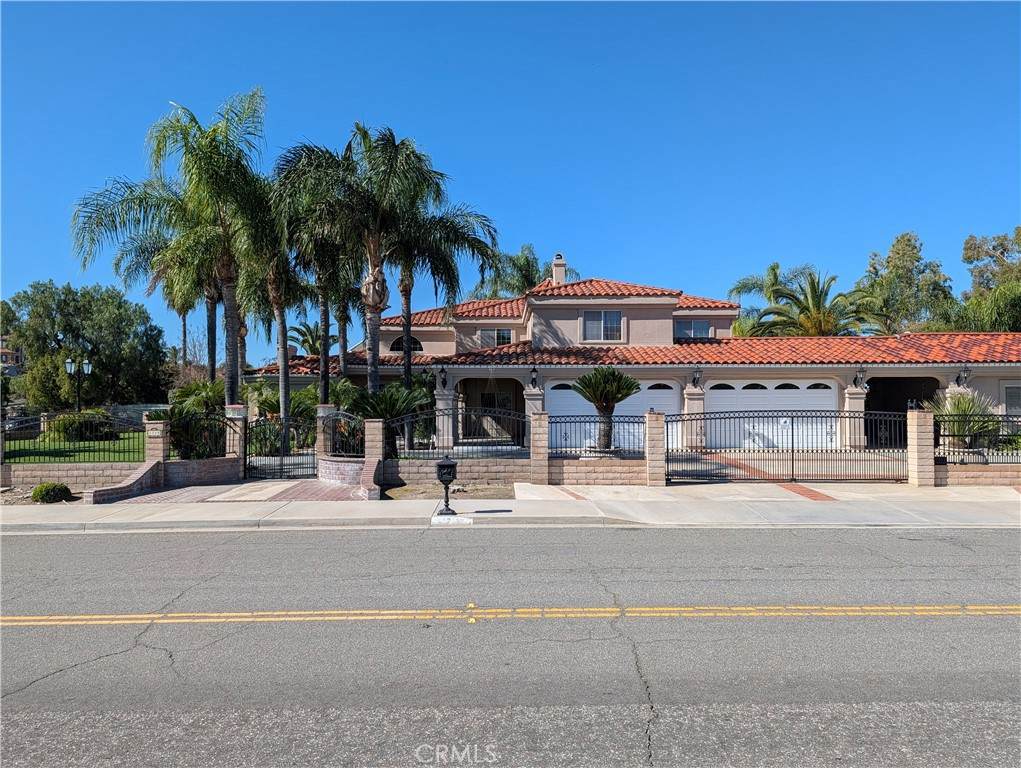 1719 Crystal Ridge Court - Photo 1