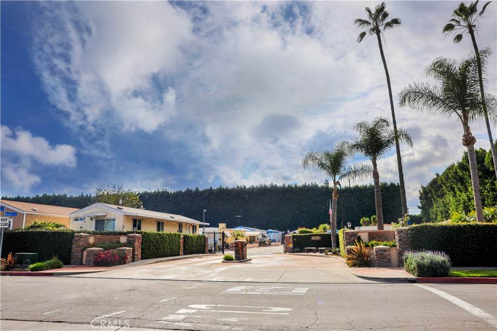 8600 Contreras Street - Photo 1