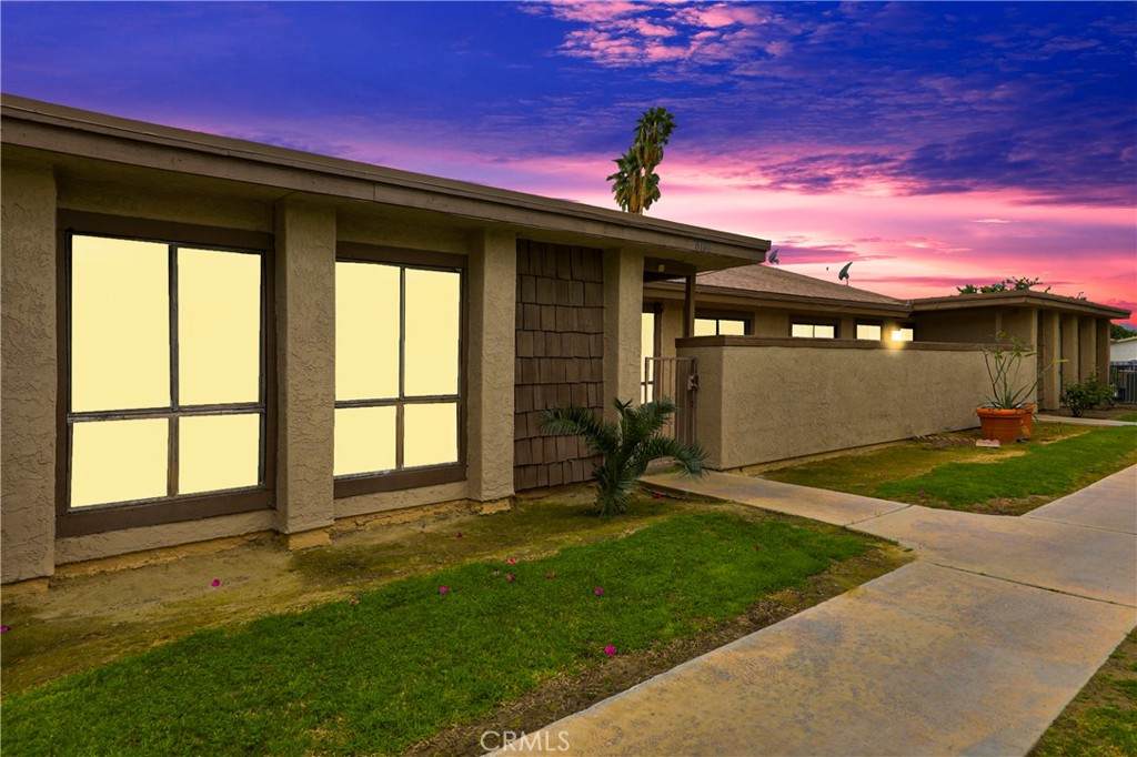 45546 Aladdin Street - Photo 1