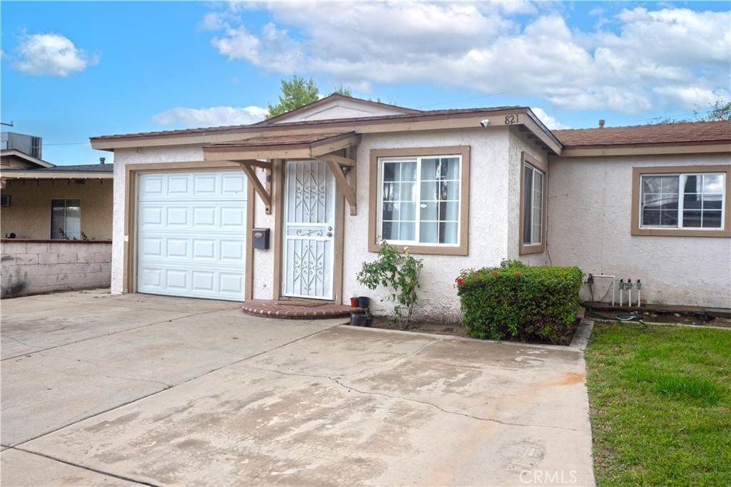 821 Alameda - Photo 1