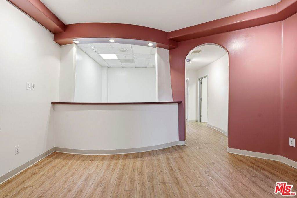 1000 Newbury Road - Photo 1
