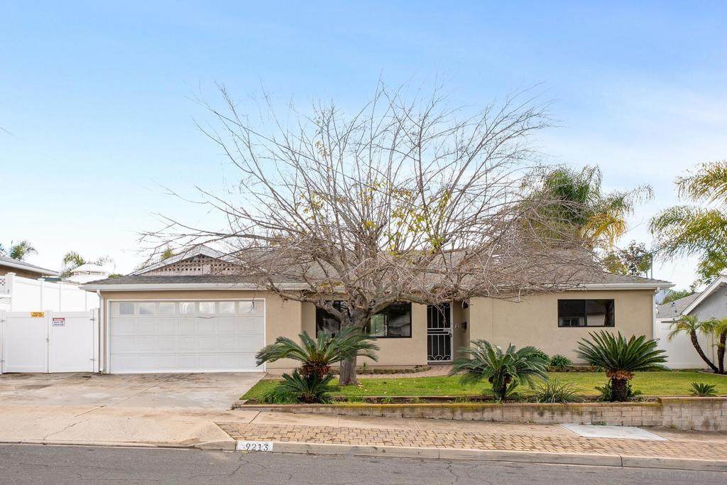 9213 Fenway Rd - Photo 1