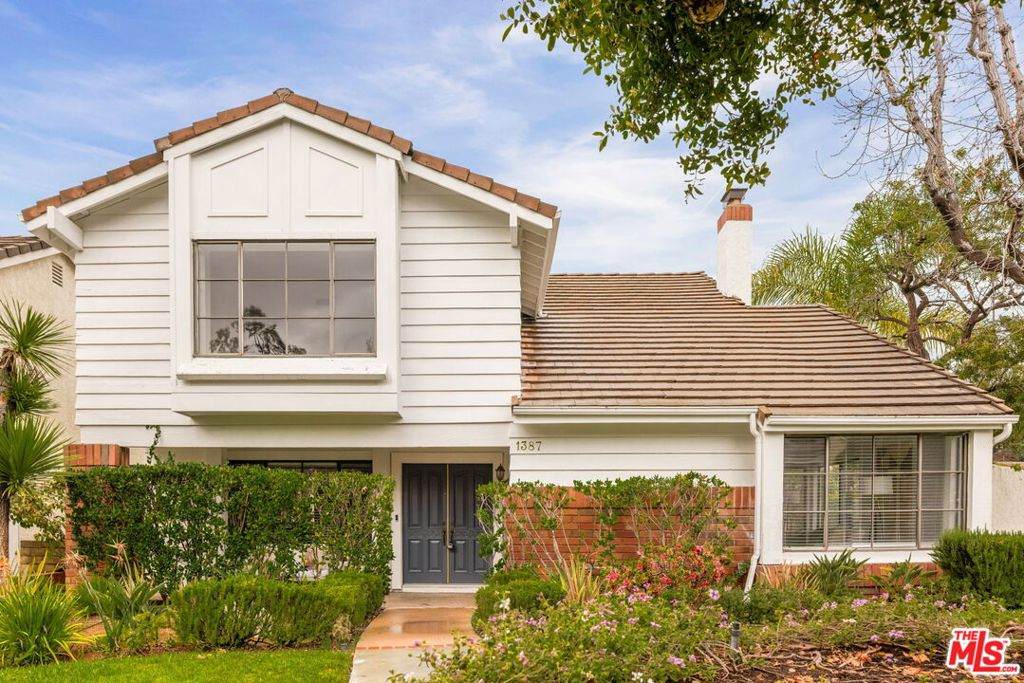 1387 Avenida De Cortez - Photo 1