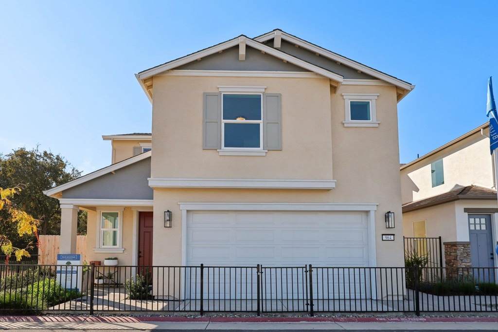 872 872 Pecan Tree Ln - Photo 1