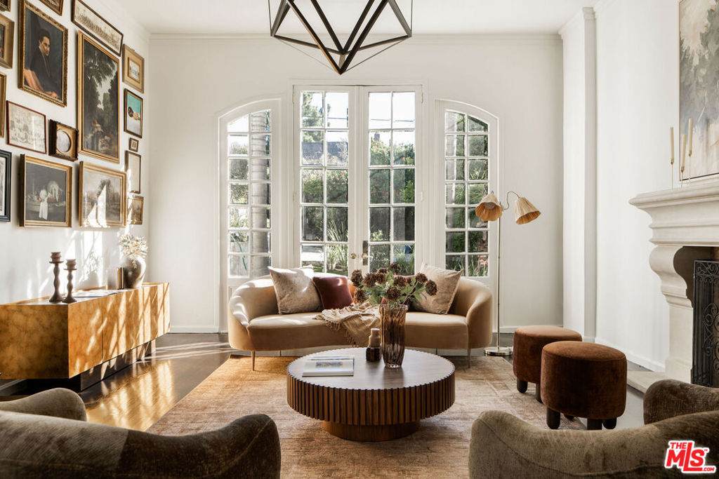 1737 Stanley Avenue - Photo 1