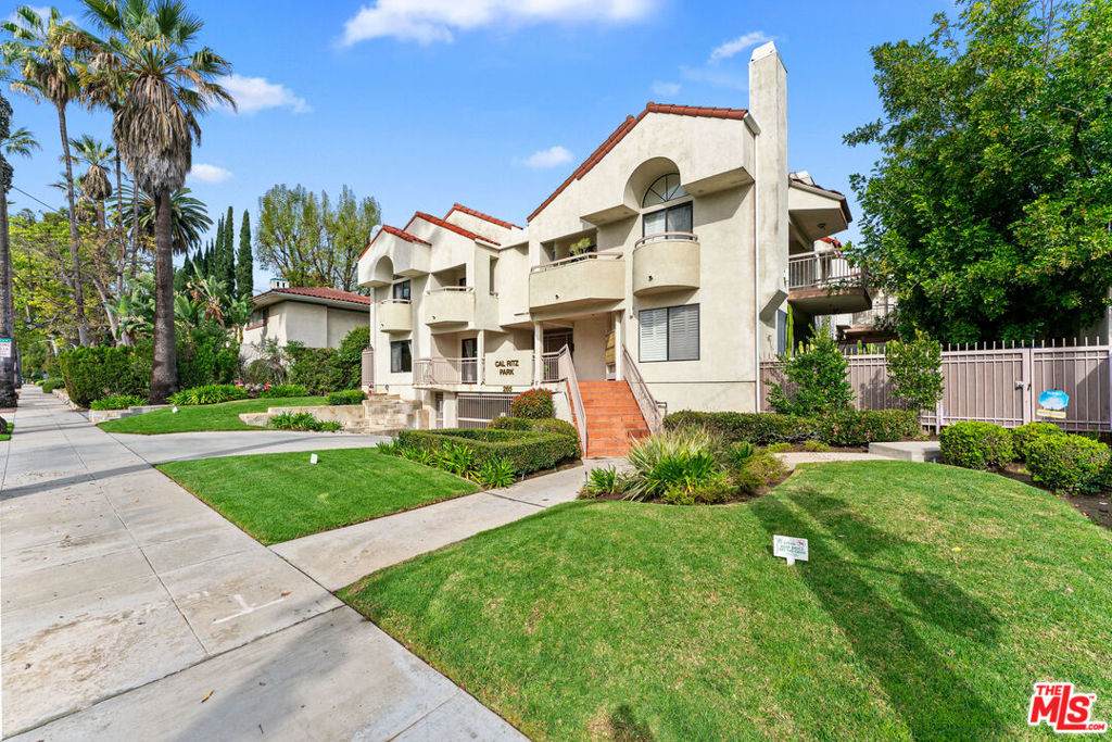 https://bt-photos.global.ssl.fastly.net/socal/orig_boomver_1_415864988-2.jpg