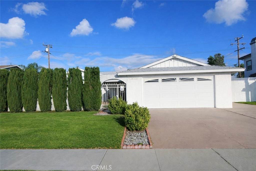 14172 Swan - Photo 1