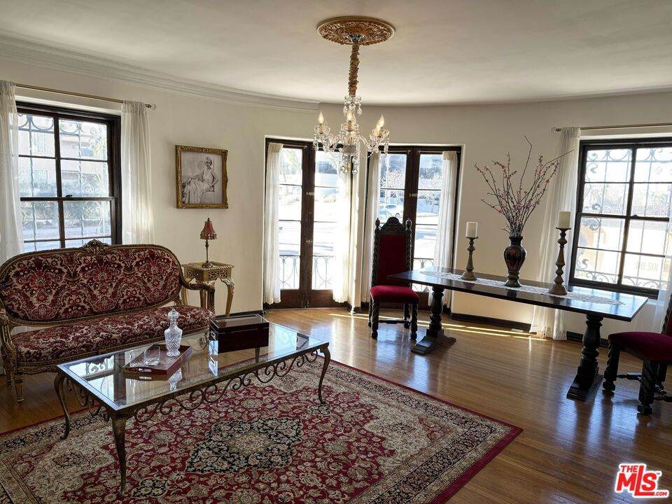 640 Bronson Avenue - Photo 1