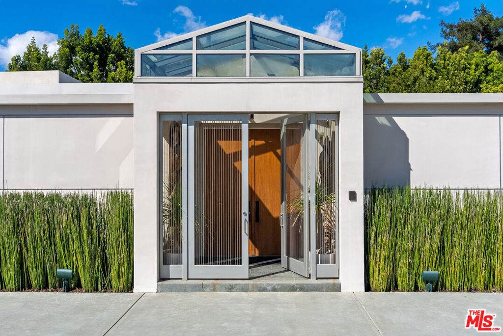 1001 Maybrook Drive - Photo 1