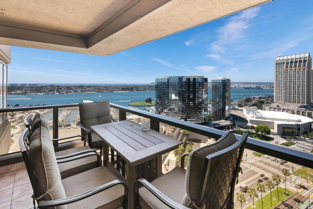 200 Harbor Drive - Photo 1