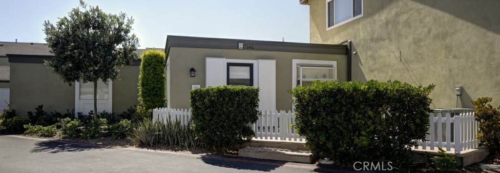 140 Yorktown - Photo 1