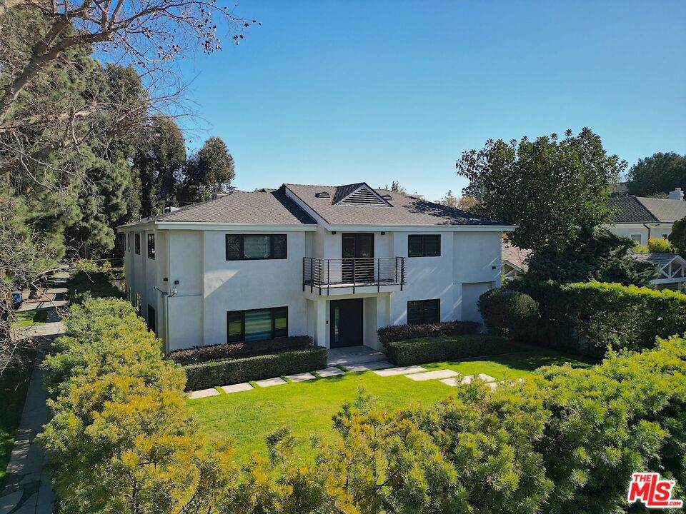 602 Lucerne Boulevard - Photo 1