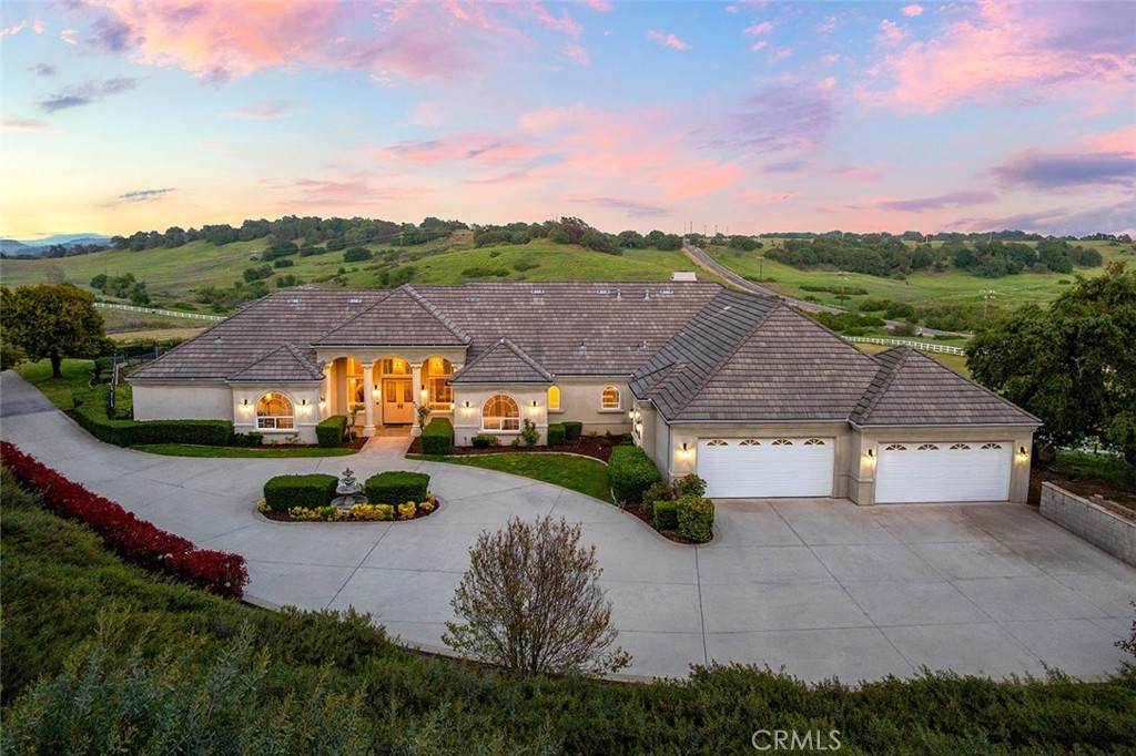 41653 Oak Trail Court - Photo 1