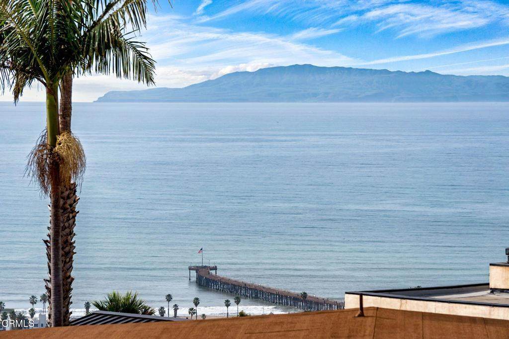 440 Mariposa Drive - Photo 1