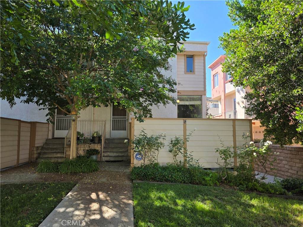 10231 Independence Avenue - Photo 1