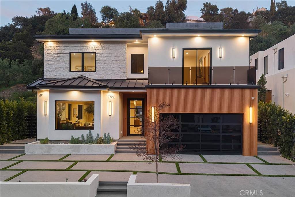 3720 Goodland Avenue - Photo 1