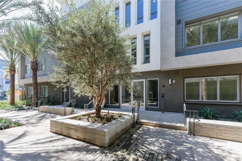 1893 S Union St - Photo 1