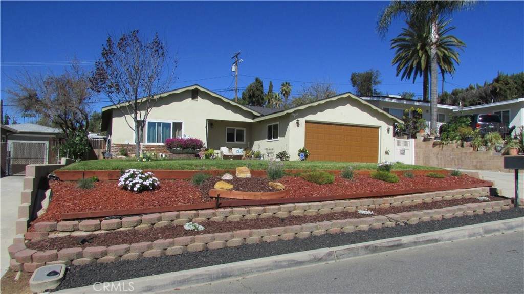 https://bt-photos.global.ssl.fastly.net/socal/orig_boomver_1_416167434-2.jpg
