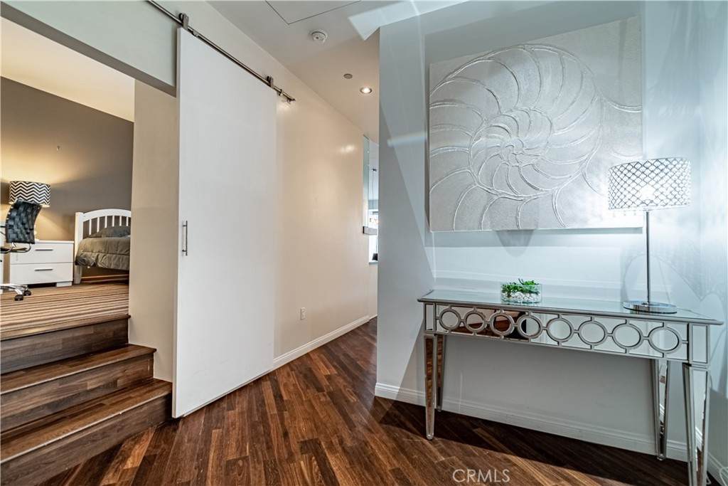 1100 Wilshire Boulevard - Photo 1