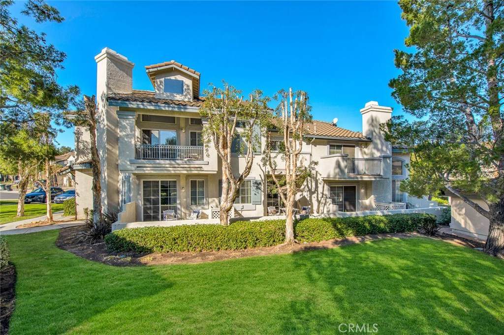 8028 Far Canyon - Photo 1