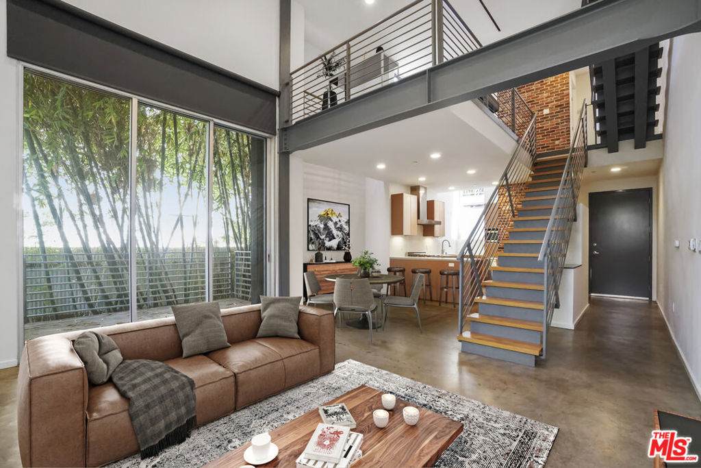 1220 Orange Grove Avenue - Photo 1