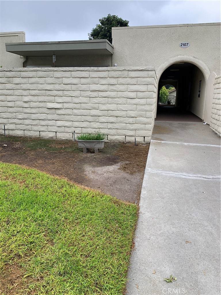 2107 Ronda Granada Unit T - Photo 1