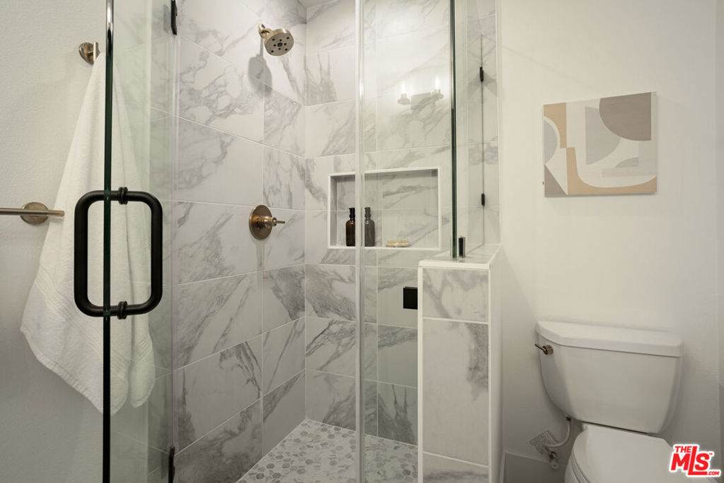https://bt-photos.global.ssl.fastly.net/socal/orig_boomver_1_416257722-2.jpg