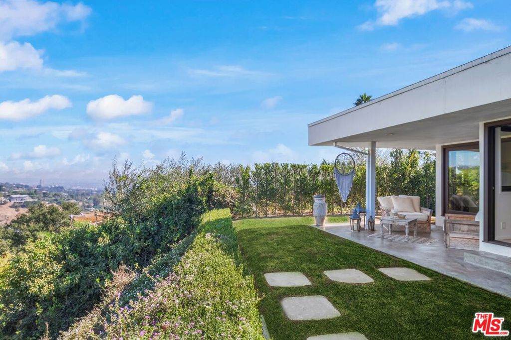 10123 Angelo View Drive - Photo 1