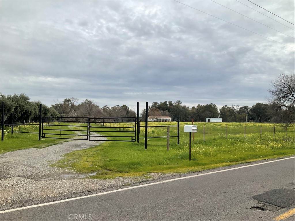 2804 Kirkwood Road - Photo 1