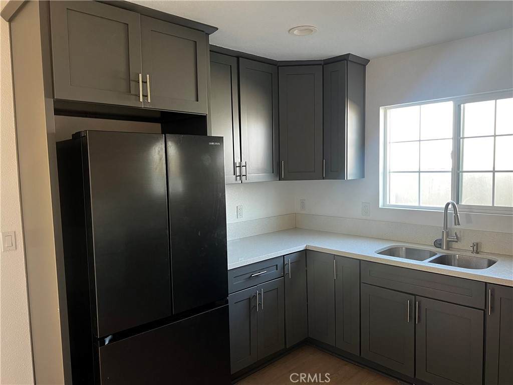 1471 Orange Ave - Photo 1