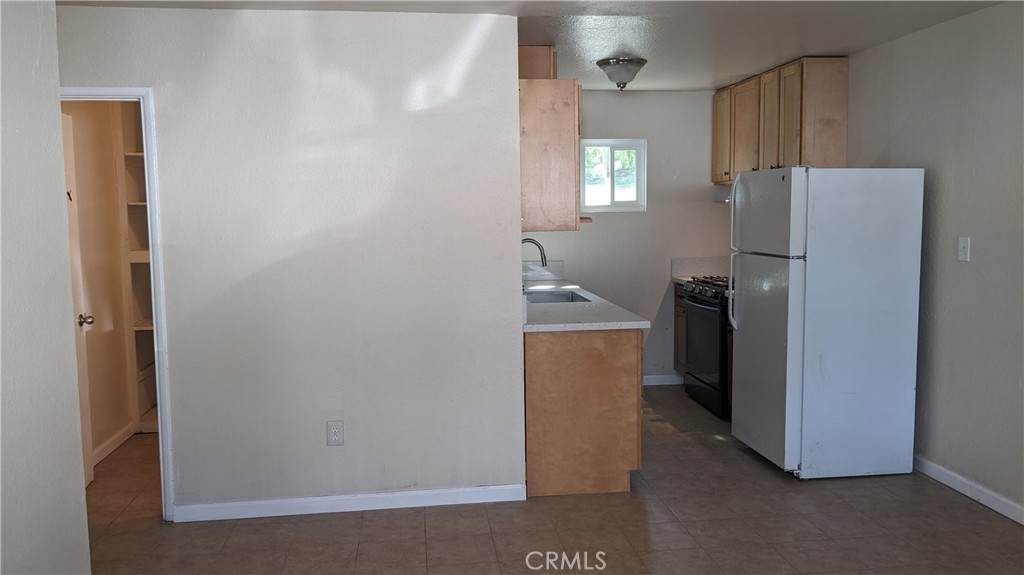 25401 Spring Street - Photo 1