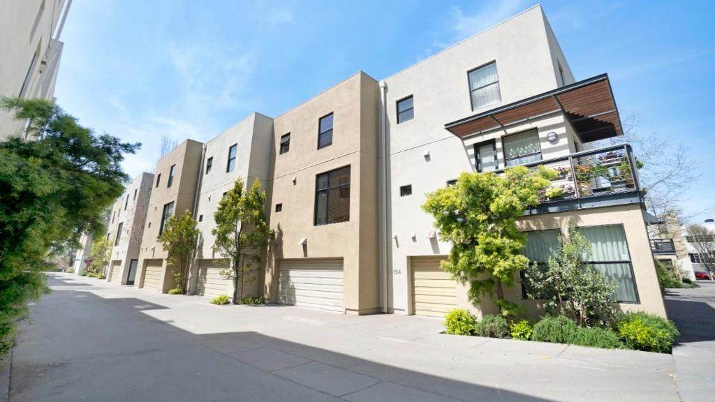 153 City Limits Circle - Photo 1