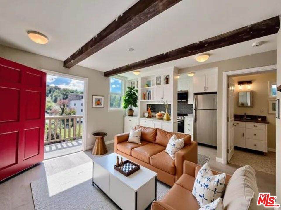 1920 Preston Avenue - Photo 1