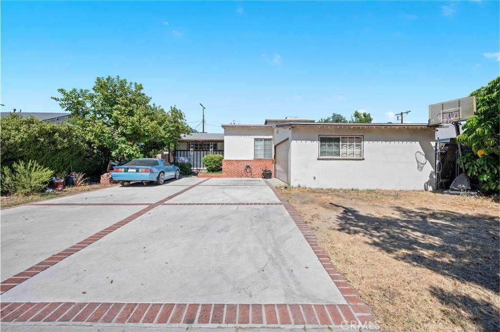 9168 Vena Avenue - Photo 1