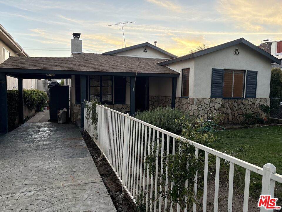 1046 18th Street - Photo 1