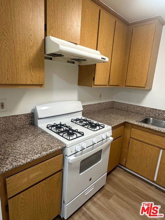 428 Grand View Street - Photo 1