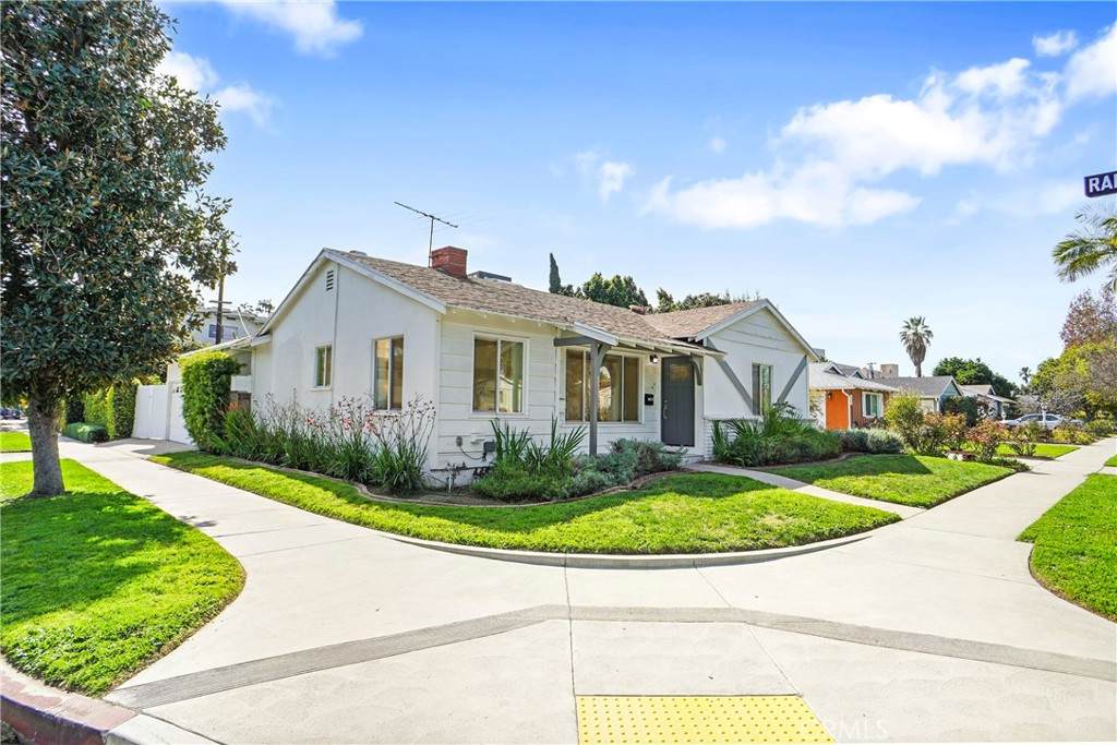 13900 Cantlay Street - Photo 1