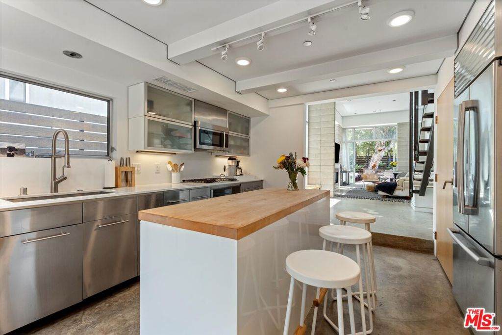 720 Brooks Avenue - Photo 1